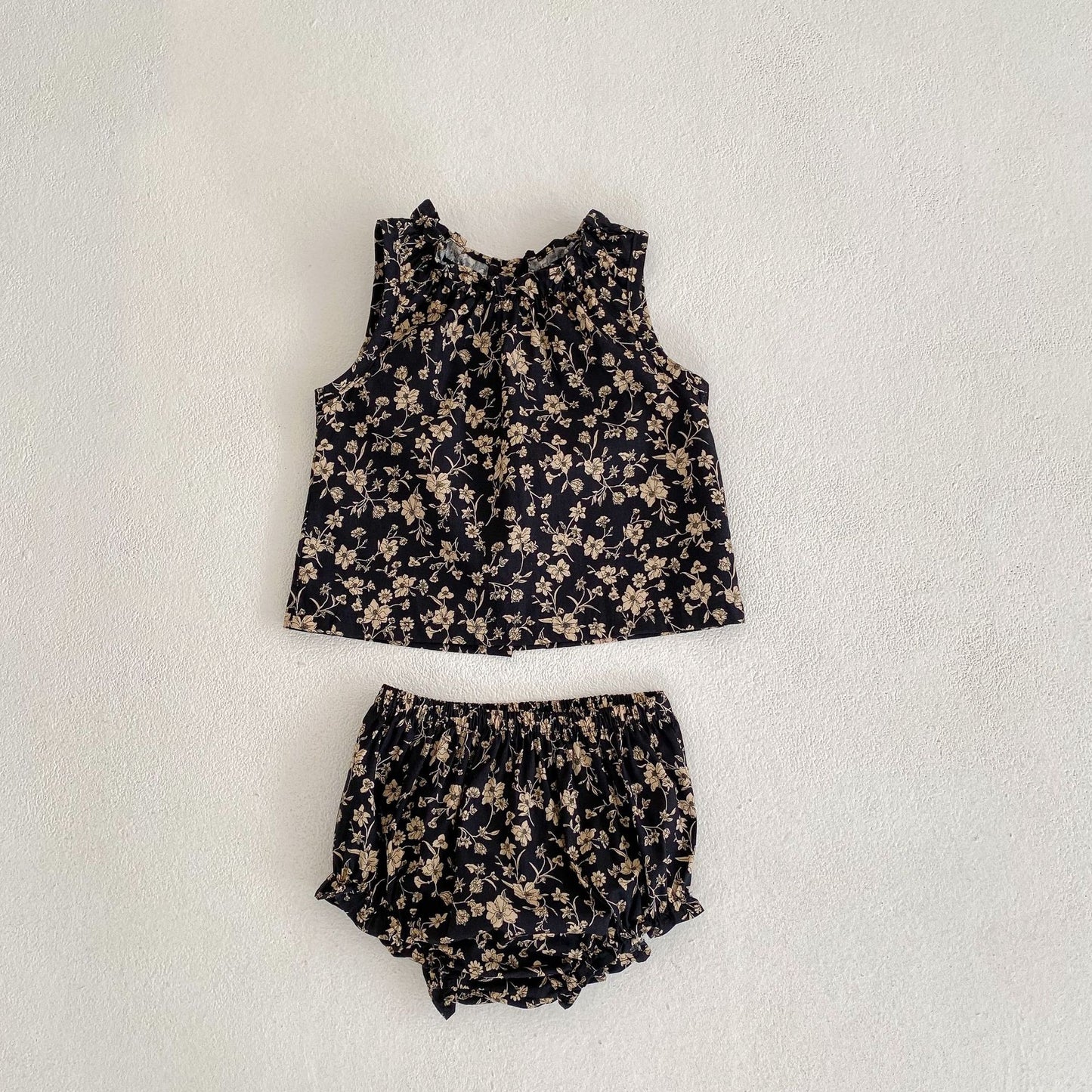 Dark Floral Set